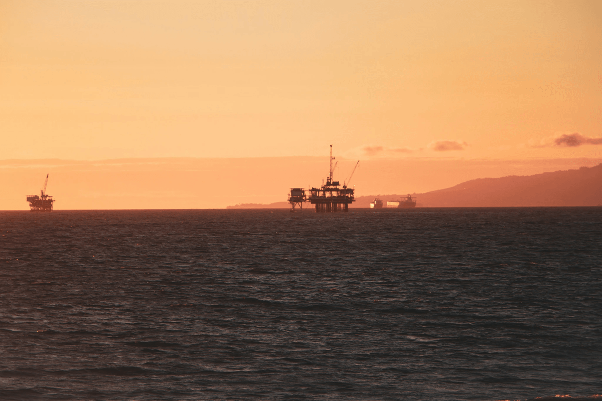Oil Rig QC Inspection ensuring safety and standards Oil Rig QC Inspection ensuring safety and standards
