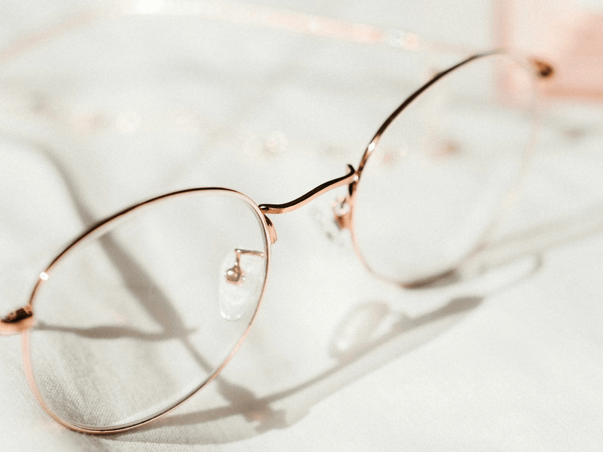 Explore stylish metallic frame glasses including gold options. Explore stylish metallic frame glasses including gold options.