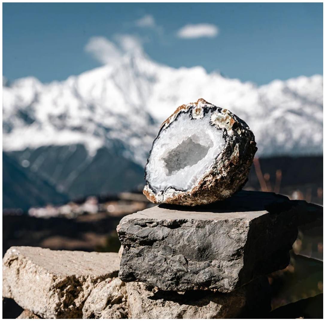 exploring clear quartz healing properties compared with other crystals exploring clear quartz healing properties compared with other crystals