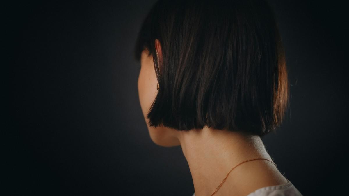 coarse hair vs medium hair explained through visual examples coarse hair vs medium hair explained through visual examples