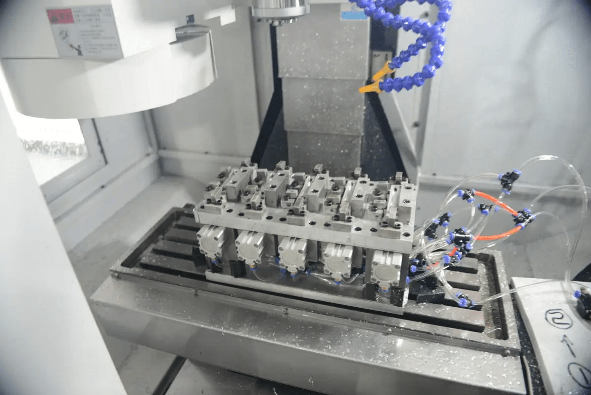 How to run a CNC machine with SYIL Machine Tools How to run a CNC machine with SYIL Machine Tools