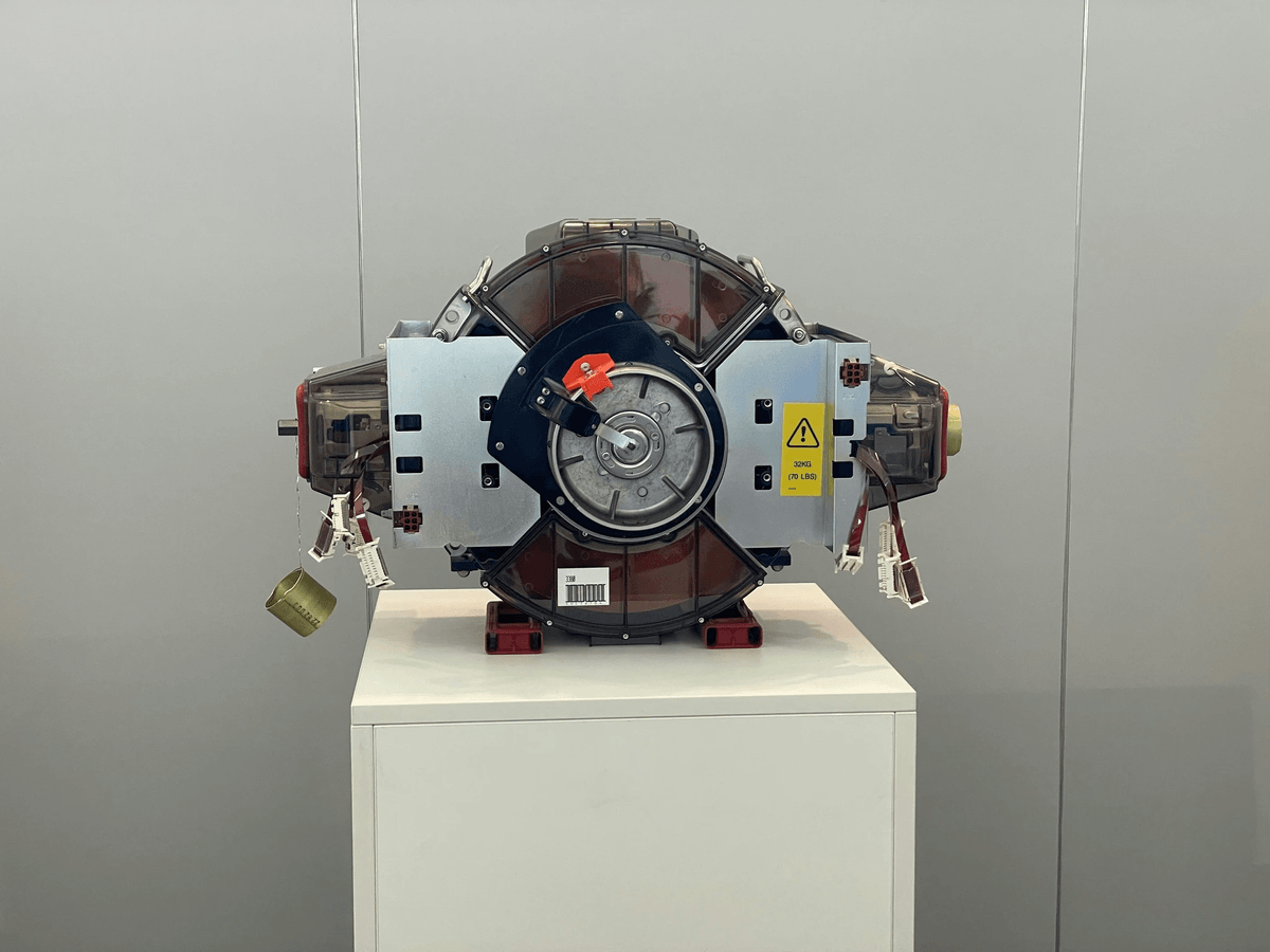 Nitnol wire motor illustration showcasing its functionality. Nitnol wire motor illustration showcasing its functionality.