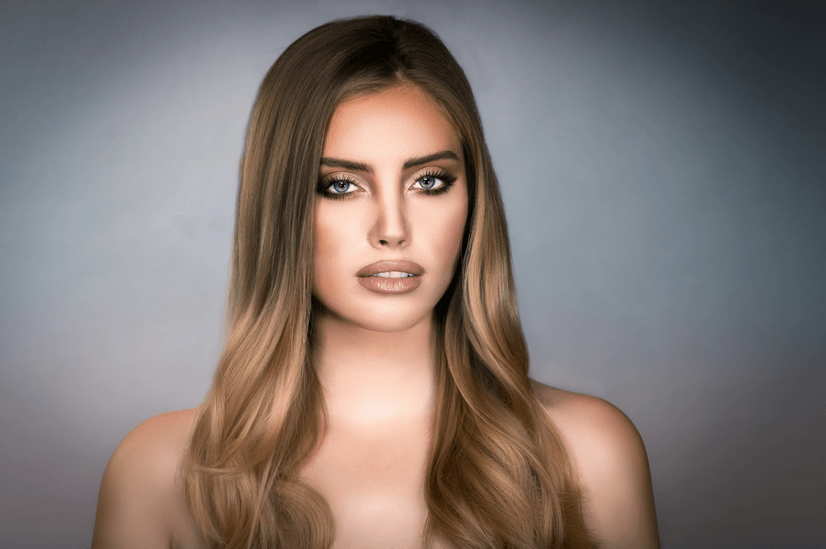 selling hair extensions showcasing beautiful remy clip-in options selling hair extensions showcasing beautiful remy clip-in options