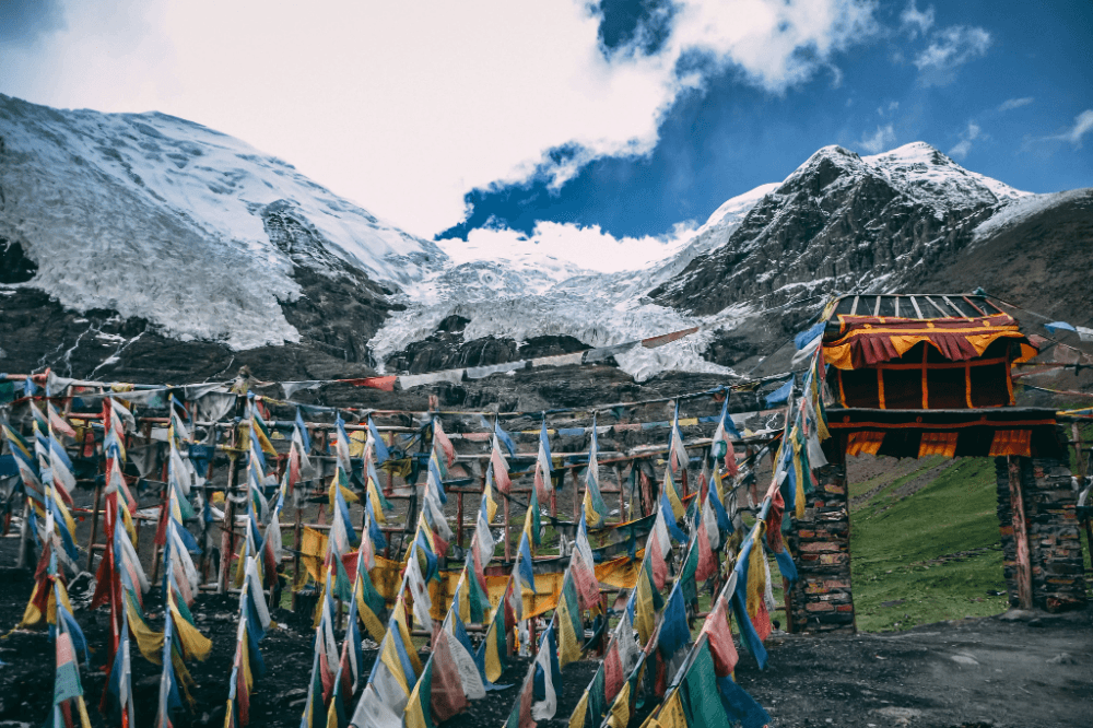 Tibetan landscape showcasing beauty while highlighting tibet visa requirements. Tibetan landscape showcasing beauty while highlighting tibet visa requirements.