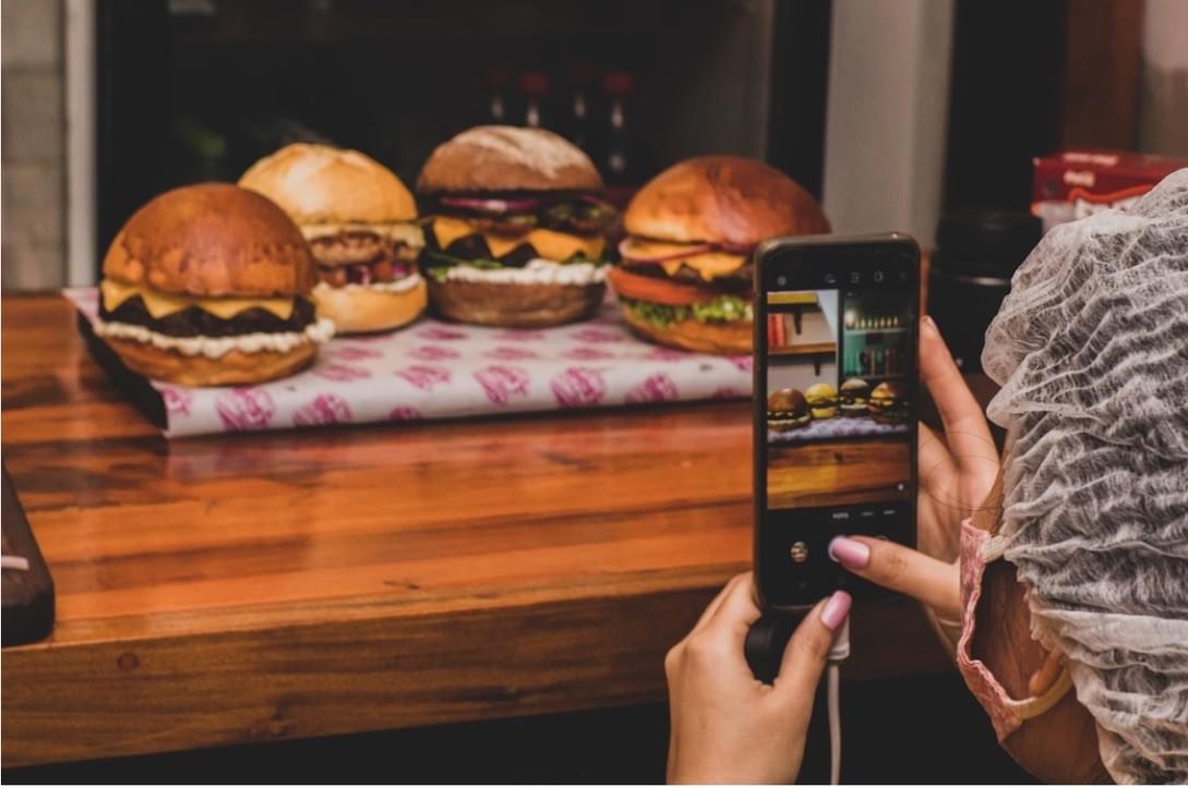 Erfolg servieren: Marketingstrategien für Ihr florierendes Food-Truck-Geschäft Erfolg servieren: Marketingstrategien für Ihr florierendes Food-Truck-Geschäft