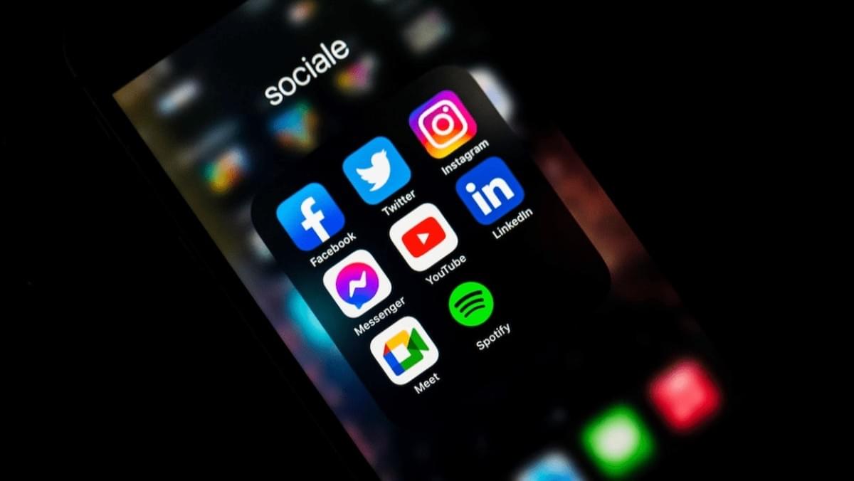 Die Kunst des Einflusses: Beherrschung der sozialen Medien Die Kunst des Einflusses: Beherrschung der sozialen Medien
