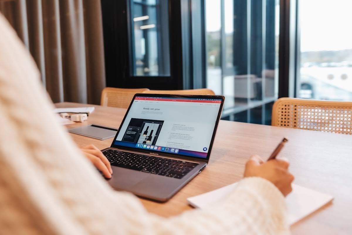 Pasos para Lograr el Cumplimiento del GDPR para el Comercio Electrónico Pasos para Lograr el Cumplimiento del GDPR para el Comercio Electrónico