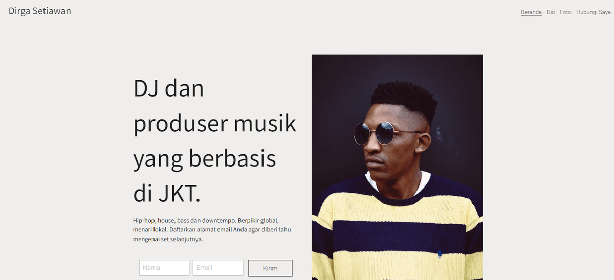Template John Robinson untuk Pekerja Lepas Template John Robinson untuk Pekerja Lepas