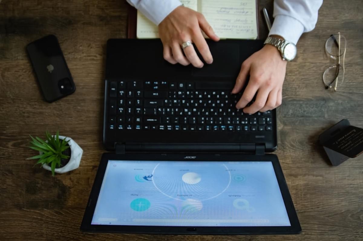 Bereiken van Werk-Privébalans: Stressmanagement in het Bedrijf Bereiken van Werk-Privébalans: Stressmanagement in het Bedrijf