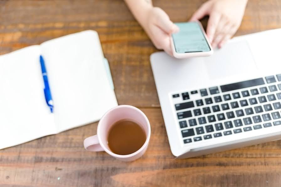 Aplikasi seluler untuk bisnis yang menyederhanakan proses internal Aplikasi seluler untuk bisnis yang menyederhanakan proses internal
