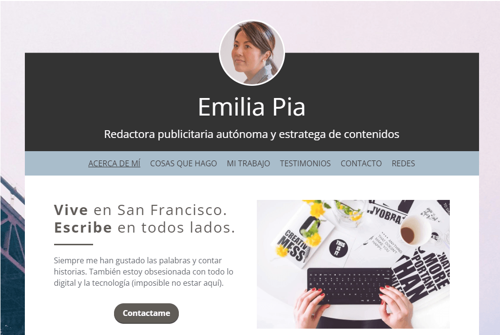 Perfil y currículum en el sitio web de Strikingly Perfil y currículum en el sitio web de Strikingly