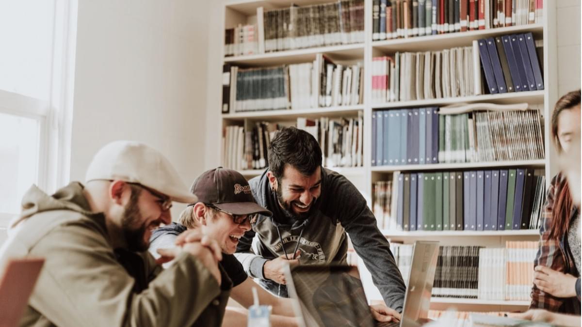 Priorisieren und Gedeihen: Ein Leitfaden zu Strategien für die Work-Life-Balance Priorisieren und Gedeihen: Ein Leitfaden zu Strategien für die Work-Life-Balance