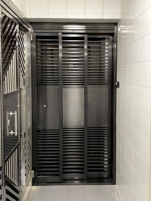 Personal debt collection team visiting residential address in Hong Kong for face-to-face negotiation Personal debt collection team visiting residential address in Hong Kong for face-to-face negotiation