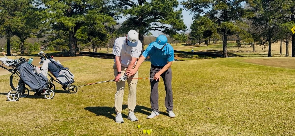 Mark Rippy teaching Rachon Johnson the "Shaft Awareness Drill" at Vantage Point Golf Center. Mark Rippy teaching Rachon Johnson the "Shaft Awareness Drill" at Vantage Point Golf Center.