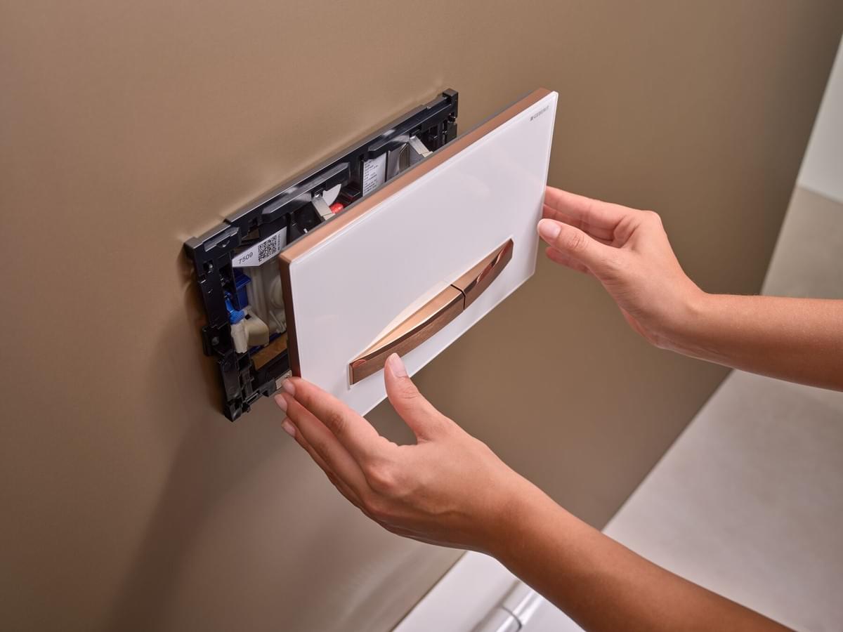 Plaque de commande WC suspendu Tunisie / Plaque de commande WC suspendu Geberit Tunisie  Plaque de commande WC suspendu Tunisie / Plaque de commande WC suspendu Geberit Tunisie