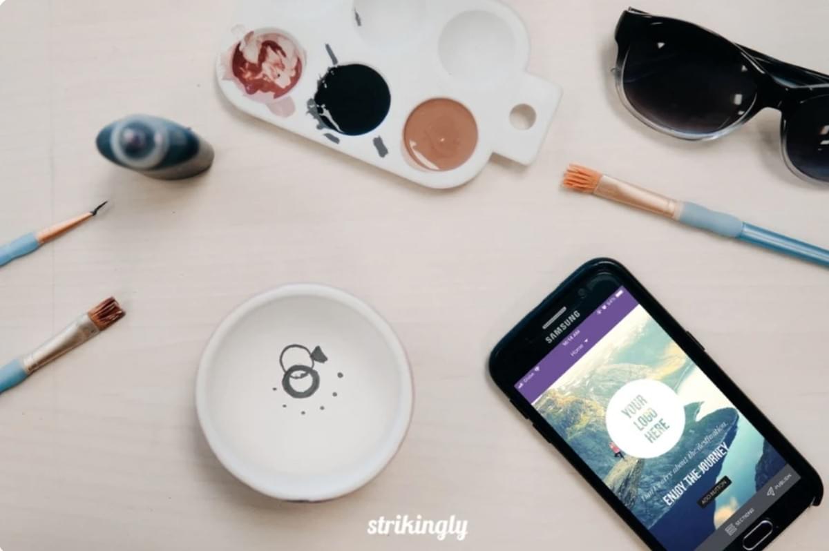 Strikingly Website op een Mobiel Apparaat Strikingly Website op een Mobiel Apparaat