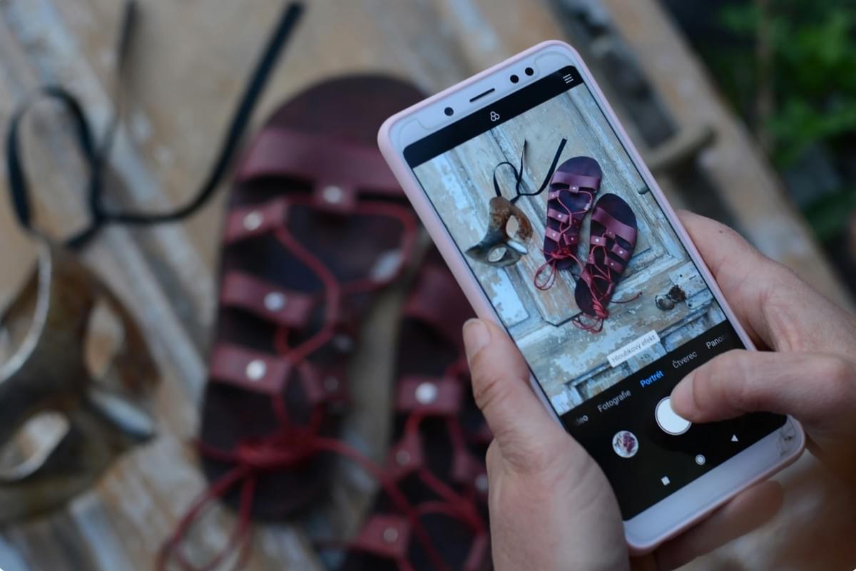 Capturando Imagens Profissionais de Fotografia de Produtos com Seu Celular: Dicas e Truques Capturando Imagens Profissionais de Fotografia de Produtos com Seu Celular: Dicas e Truques