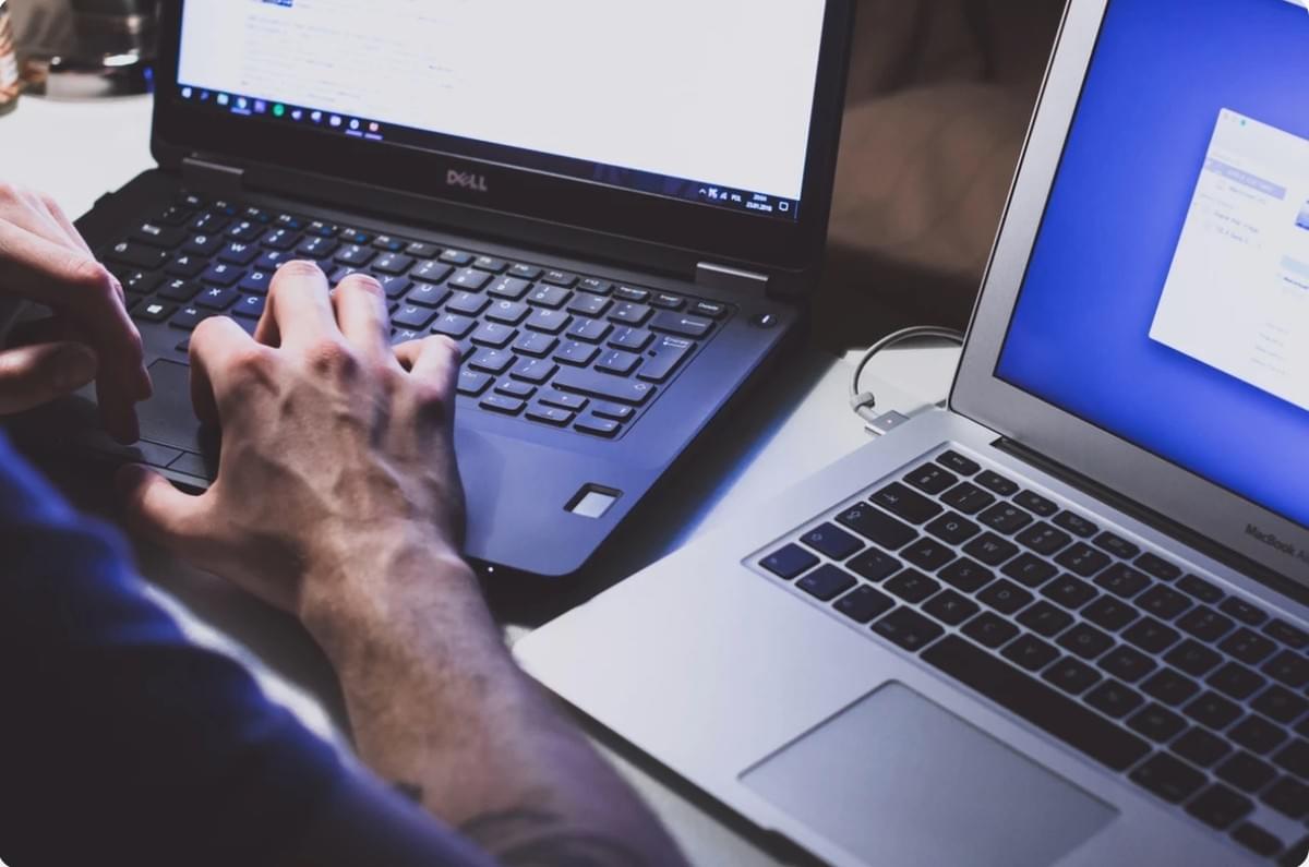 Ontmasker de Digitale Boeven: Een Komische Gids voor Website Beveiligingsaudits Ontmasker de Digitale Boeven: Een Komische Gids voor Website Beveiligingsaudits