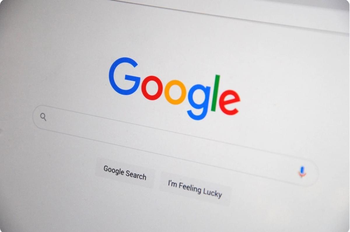 Decodificando Decisões de Domínio: Como Escolher um Nome de Domínio para o Seu Site Decodificando Decisões de Domínio: Como Escolher um Nome de Domínio para o Seu Site