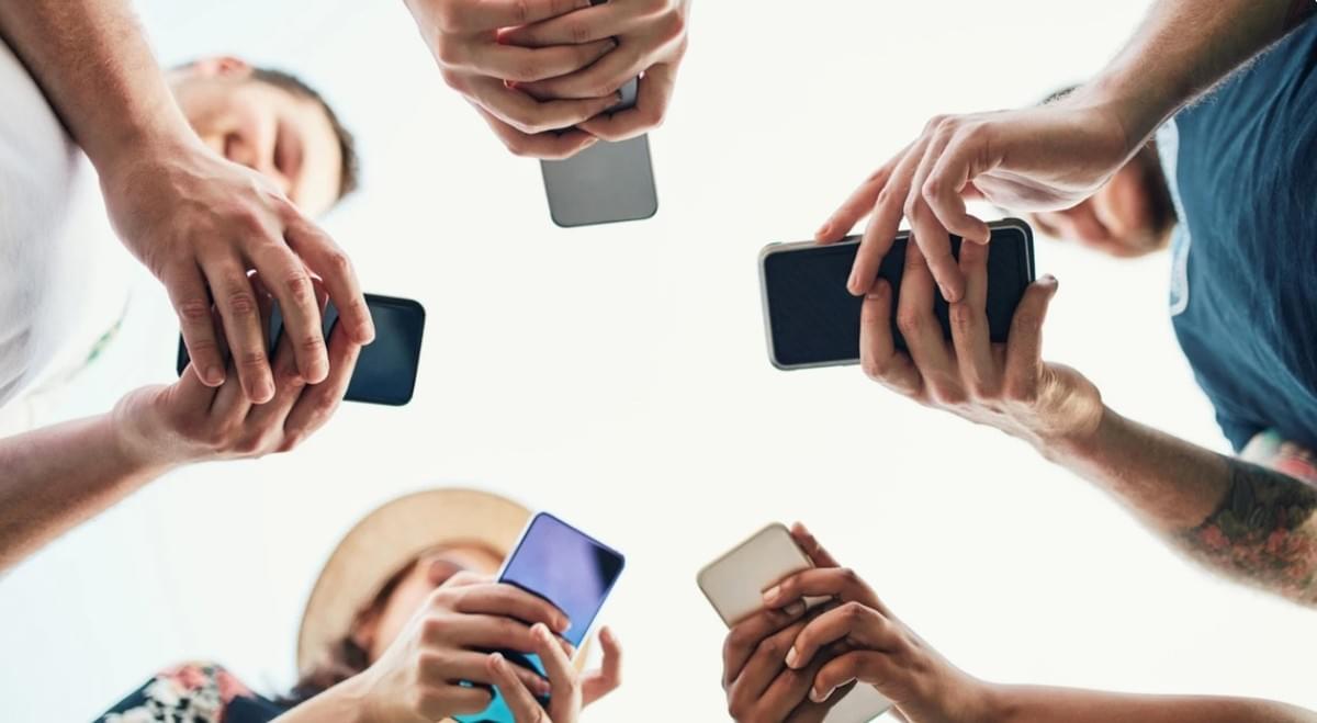 Crie uma Campanha de Marketing Viral: 7 Passos com Strikingly Crie uma Campanha de Marketing Viral: 7 Passos com Strikingly
