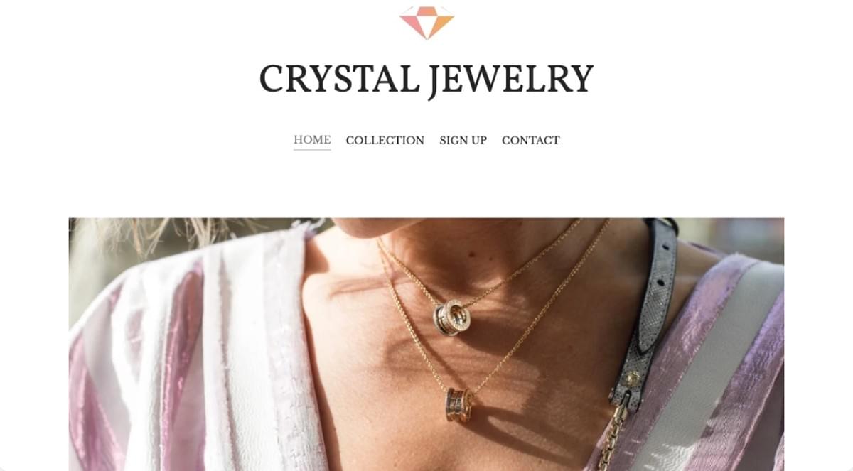 Crystal Online Boutique Template van Strikingly Crystal Online Boutique Template van Strikingly