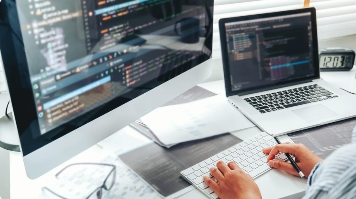 Um Guia Completo para Ferramentas de Desenvolvimento Web Um Guia Completo para Ferramentas de Desenvolvimento Web