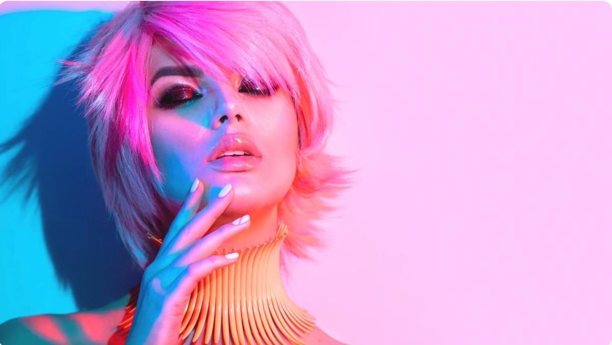 Como Entrar na Carreira de Modelo Profissionalmente: 8 Dicas de Especialistas Como Entrar na Carreira de Modelo Profissionalmente: 8 Dicas de Especialistas