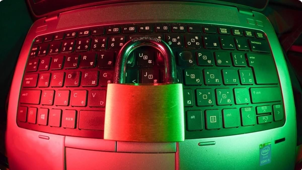 Webbeveiliging Onthuld: Bescherm Uw Online Aanwezigheid Tegen Cyberdreigingen Webbeveiliging Onthuld: Bescherm Uw Online Aanwezigheid Tegen Cyberdreigingen