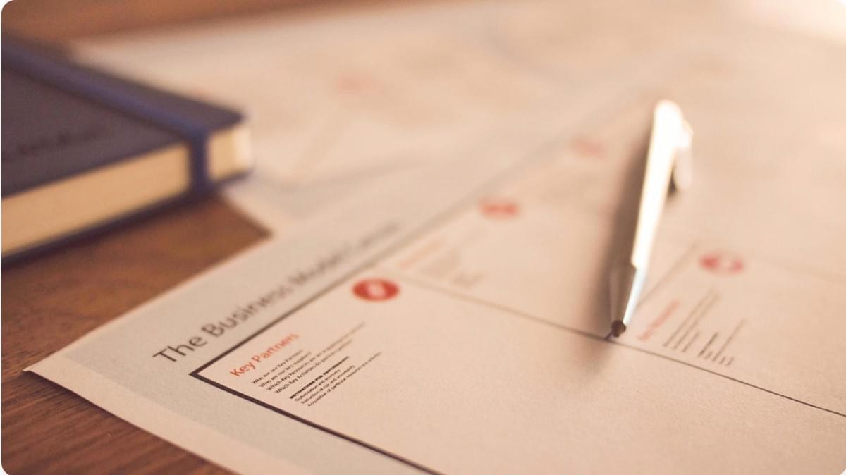 Navegando no Empreendedorismo: Passos Essenciais Para o Sucesso na Propriedade de Negócios Navegando no Empreendedorismo: Passos Essenciais Para o Sucesso na Propriedade de Negócios