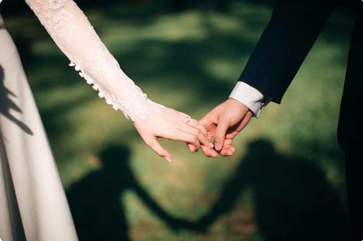 Através da Lente do Amor: Criando Memórias Fotográficas de Casamento Atemporais Através da Lente do Amor: Criando Memórias Fotográficas de Casamento Atemporais