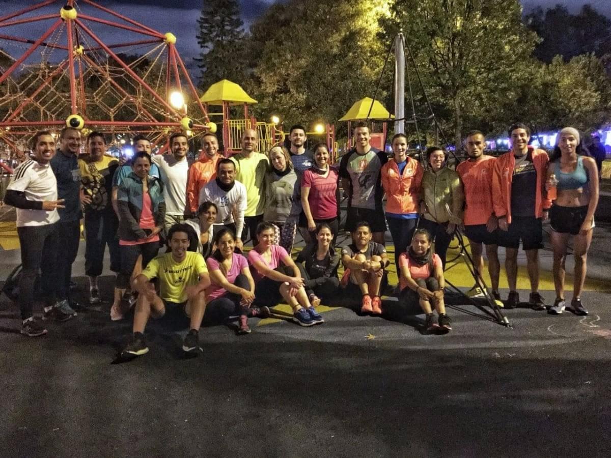 21Korredores training group photo at Parque el Virrey, Bogotá 21Korredores training group photo at Parque el Virrey, Bogotá