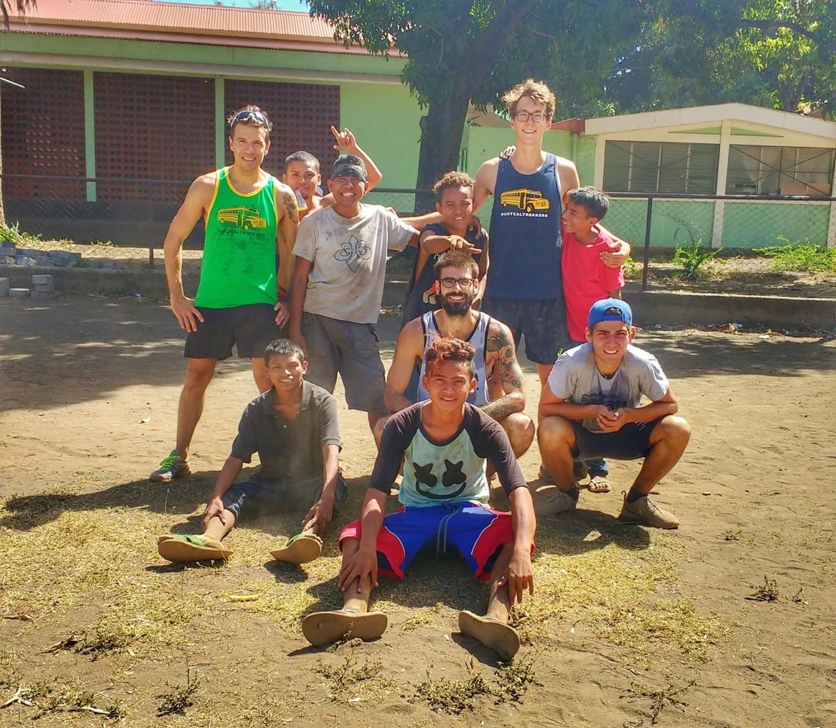 Group photo at a Quetzaltrekkers sports session in León, Nicaragua Group photo at a Quetzaltrekkers sports session in León, Nicaragua
