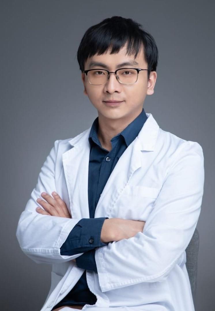 順華中醫李偉威醫師 順華中醫李偉威醫師