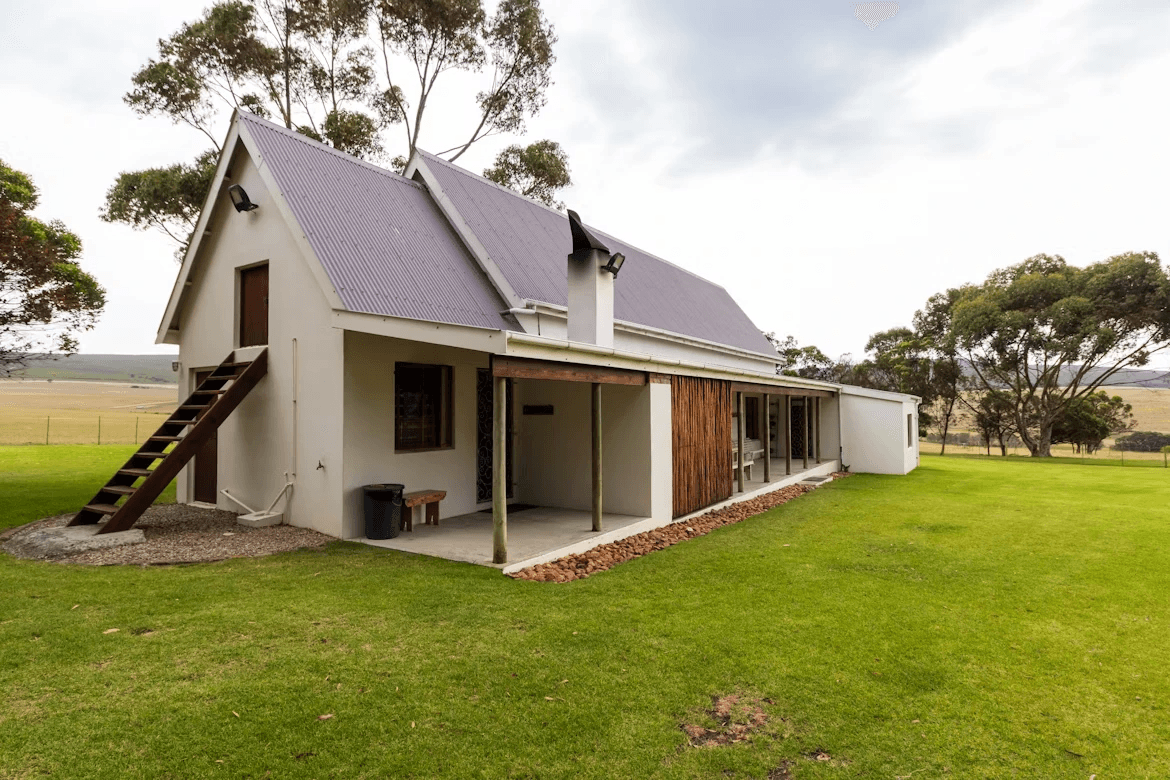 Comparison between traditional homes and affordable modular homes Comparison between traditional homes and affordable modular homes