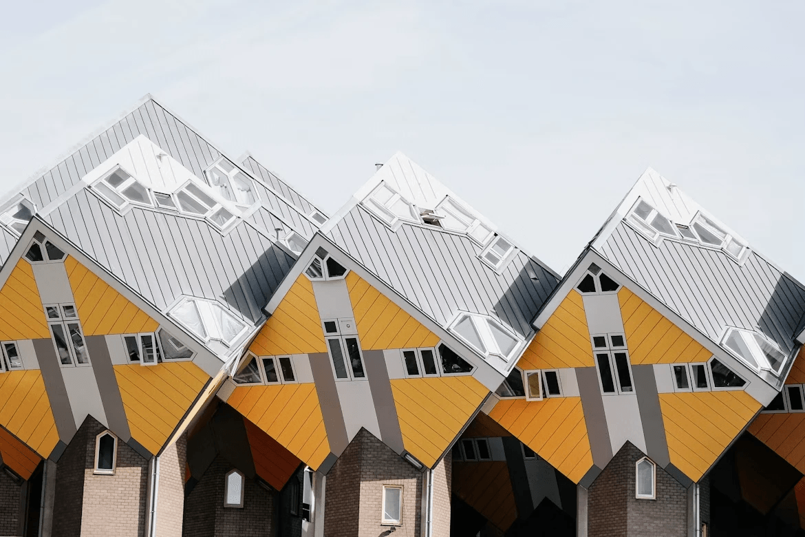 Comparing Traditional vs Modular Construction Costs Comparing Traditional vs Modular Construction Costs