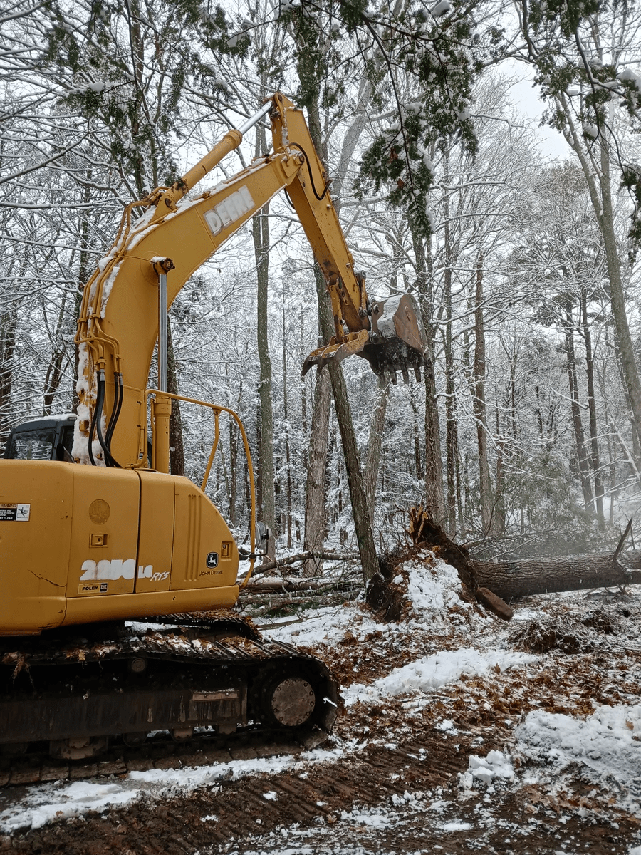 big machinery performing lot clearing services Near Lake Wallenpaupack PA big machinery performing lot clearing services Near Lake Wallenpaupack PA