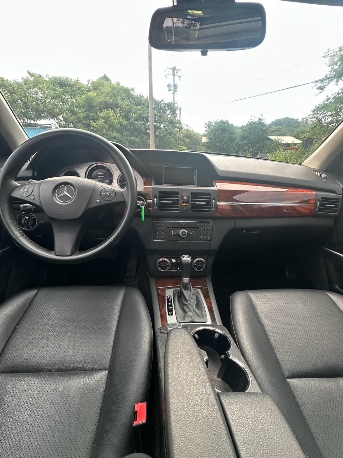 2010式 Mercedes-Benz GLK350 4MATIC (X204)