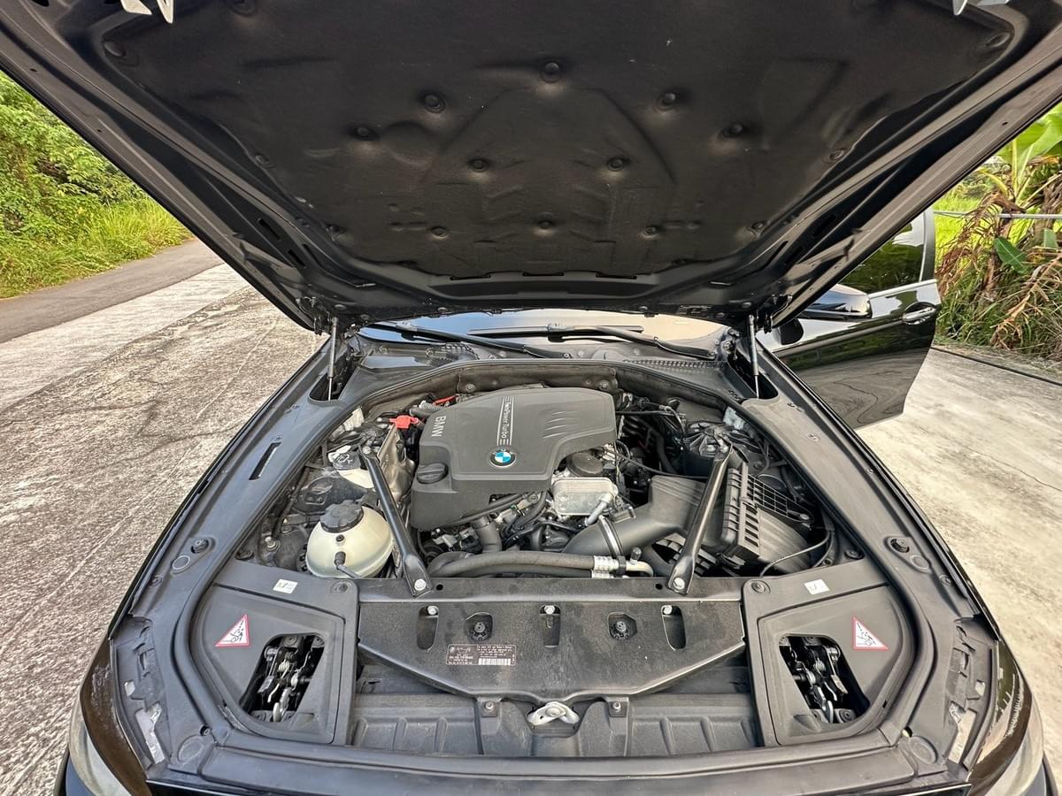 2013 BMW 528i (F10)
