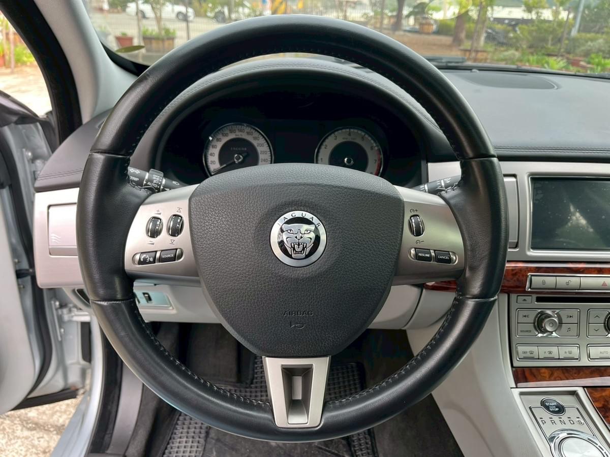 2008 JAGUAR XF 3.0 V6