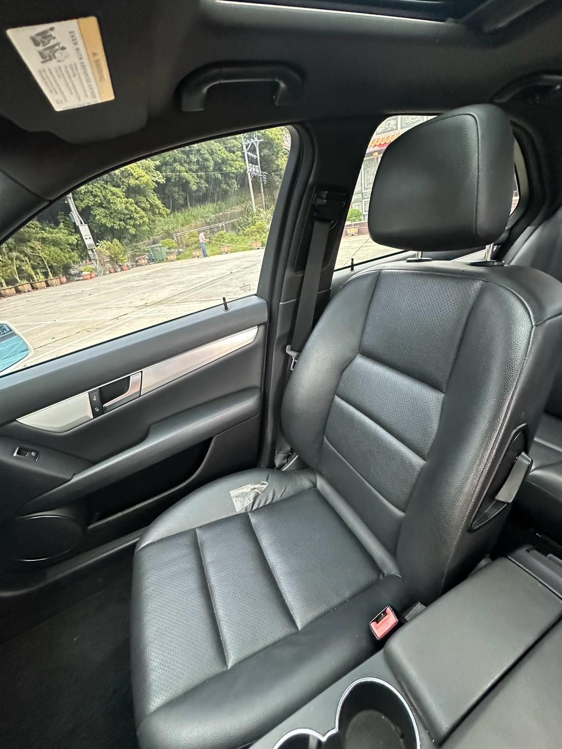 2012 Mercedes-Benz C250 W204