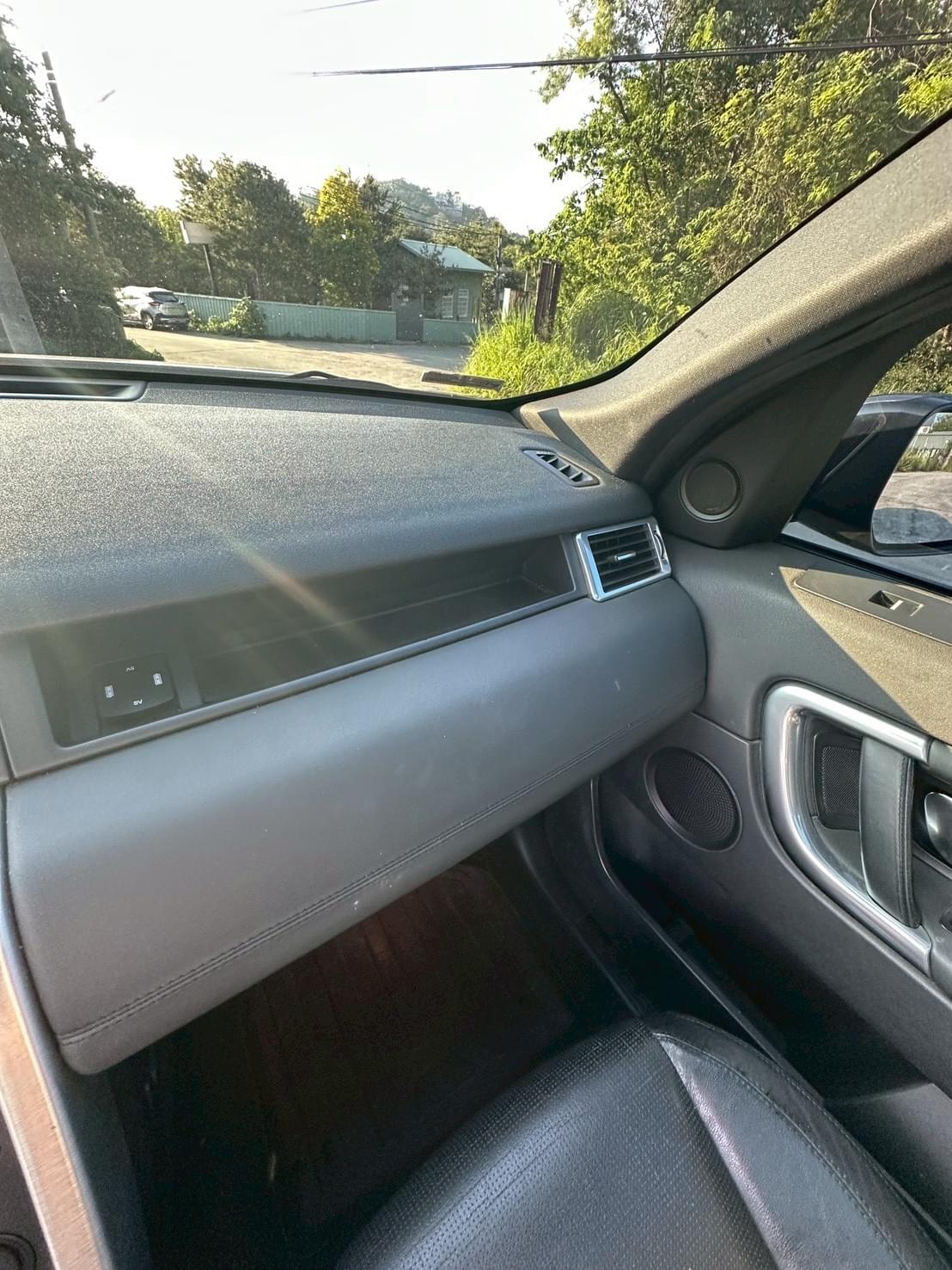 2016式 Land Rover Discovery Sport 2.2 SD4 HSE