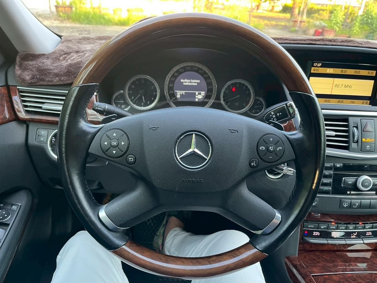 2011式 Mercedes-Benz E350(W212)Avantgarde