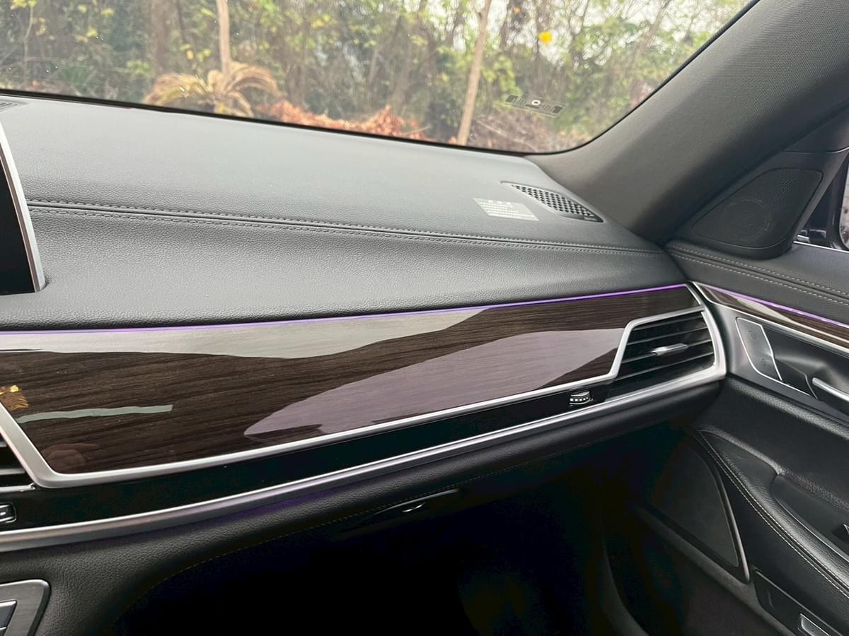 2016年式 BMW 730D 3.0