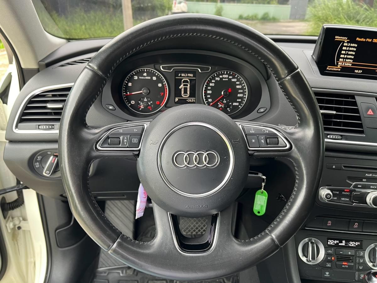 2012 Audi Q3 2.0 TFSI (8U)