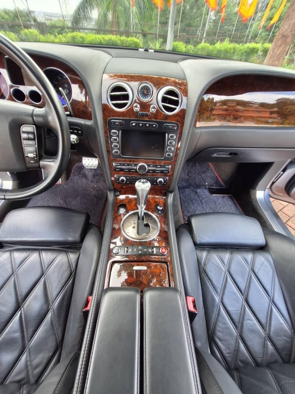 2005賓利CONTINENTAL GT 6.0 W12 TWIN TURBO