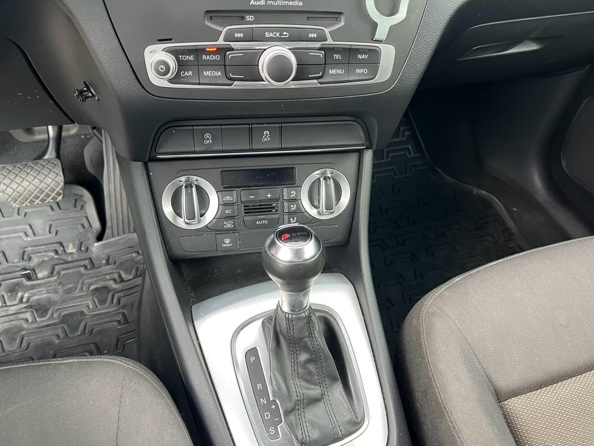 2012 Audi Q3 2.0 TFSI (8U)