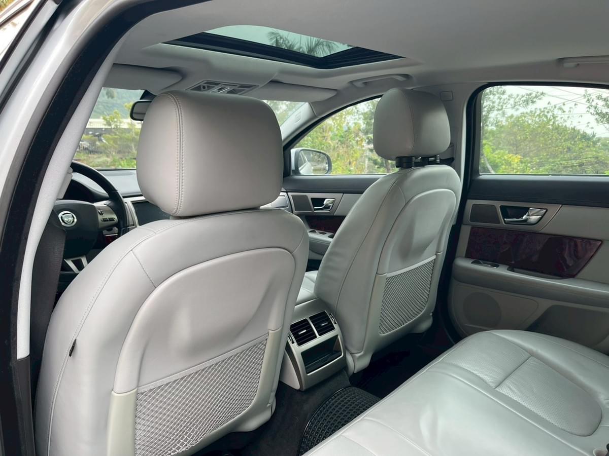 2008 JAGUAR XF 3.0 V6