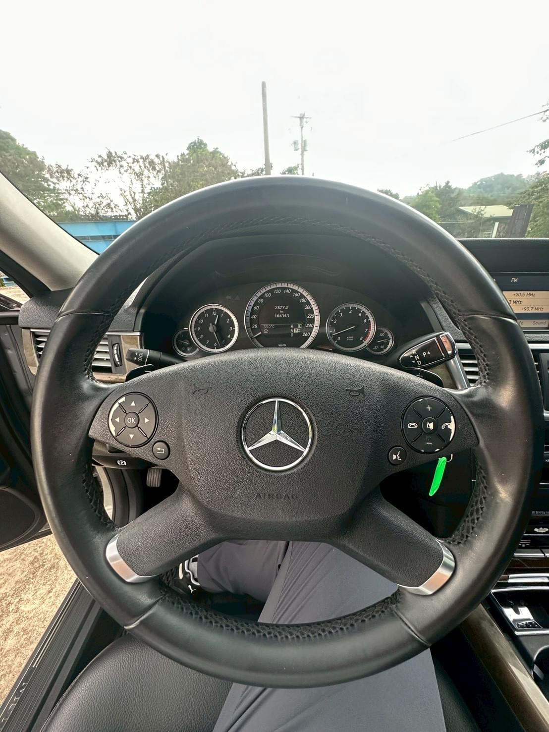 2010式 Mercedes-Benz E300 W212 總代理