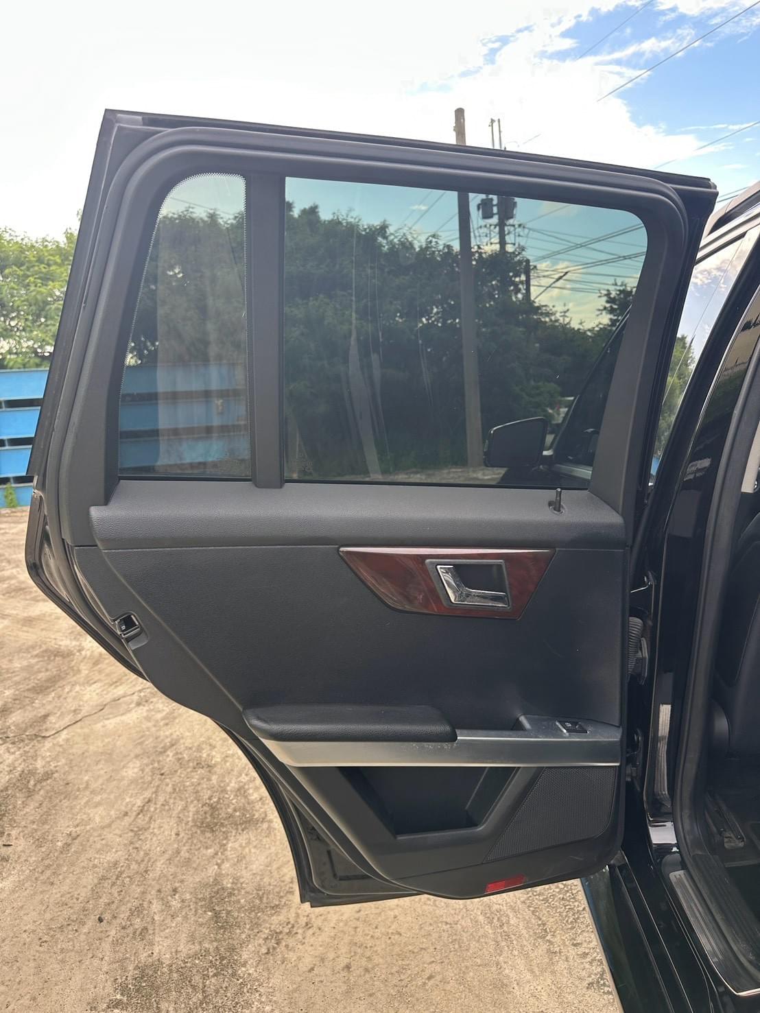 2010式 Mercedes-Benz GLK350 4MATIC (X204)