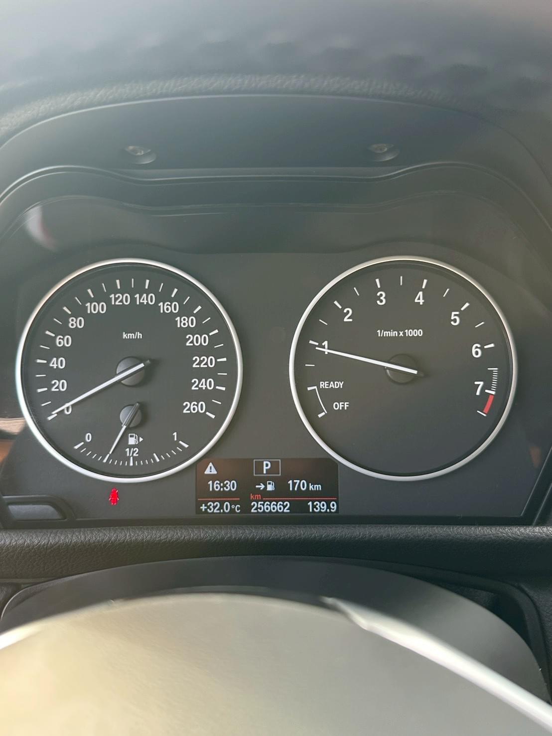 2016 BMW 218i Active Tourer (F45)